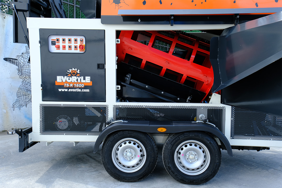 TS-R 1600 Trommel Screen